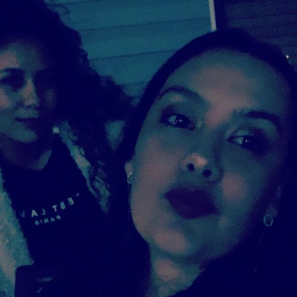 Meet your Posher, Marina - Picture 1 of 1